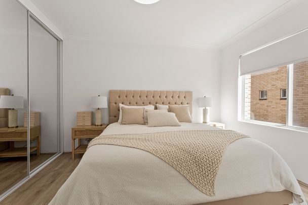 Style, Space and Great Surroundings - Photo 1