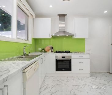 267 Blackburn Road, Doncaster East - Photo 2