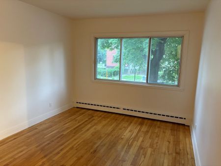 Appartement à louer - Montréal (Côte-des-Neiges/Notre-Dame-de-Grâce) (Notre-Dame-de-Grâce) - Photo 5