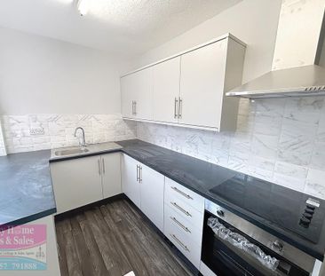 3 bedroom terraced house to rent - Photo 6