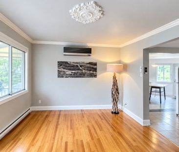 727 Rue Tait Montréal (Saint-Laurent), QC H4M - Photo 1