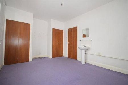 4 bedroom house to rent - Photo 3