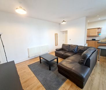 1 Bed Flat, Hartshaw, S60 - Photo 2