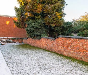 2 bed House - Mid Terrace To Let - Photo 2