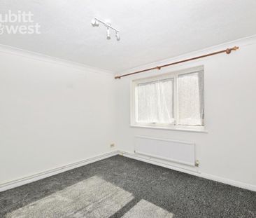 2 bedroom maisonette to rent - Photo 6