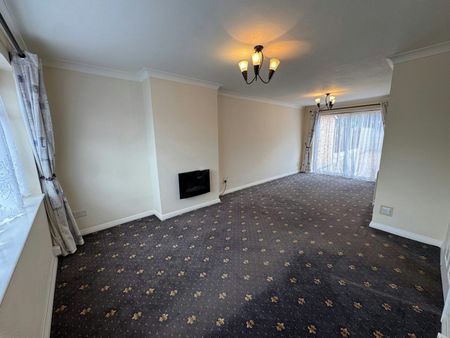 Semi-detached house to rent on - Photo 5
