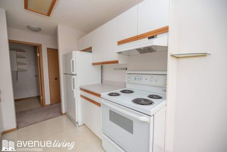 Classic Suite - 2 Bedroom - Photo 5