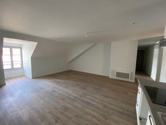 Location Appartement 3 pièces 70m² BESANCON 25000 - Photo 1