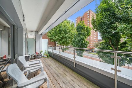 Studio to rent - Photo 5