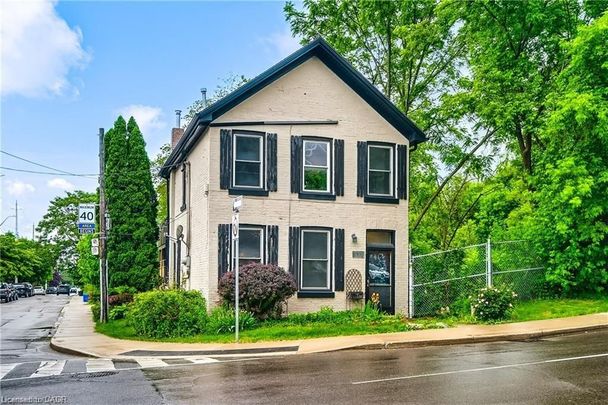 For Lease - 118 Queen Street, Hamilton, Ontario - Photo 1