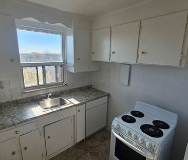 For Lease - 1969 Eglinton Avenue Unit# 305, Toronto, Ontario - Photo 6