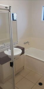 North Lakes - Photo 3