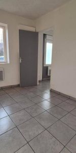 Appartement 1 pièce - 01570 Feillens - Photo 4