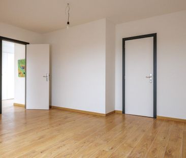 Ruim triplex appartement met parkeerplaats - Photo 6