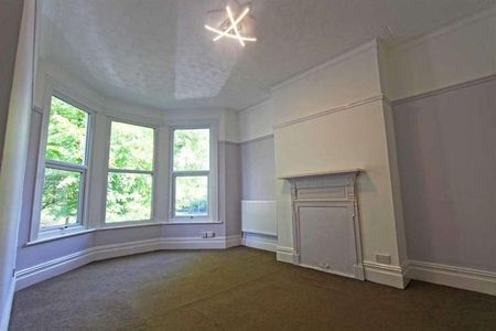 Victoria Avenue, Southend On Sea, SS2 - Photo 4