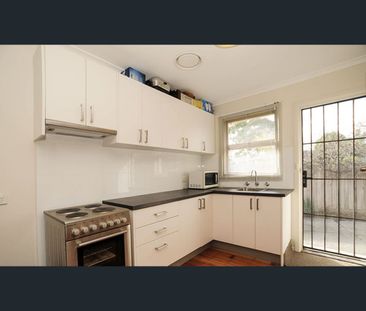 2/47 Woodmason Road, Boronia, Vic 3155 - Photo 1