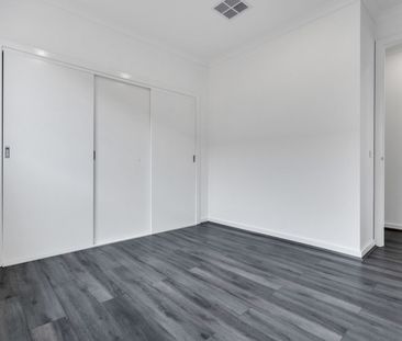 Family Home in Ooranya estate! - Photo 1