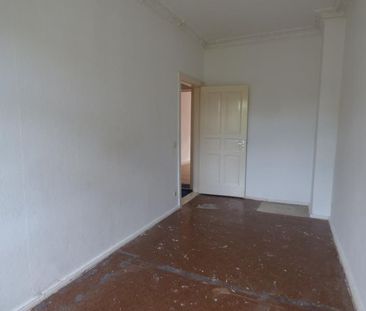 Großzügig geschnittene Altbauwohnung, nahe WISTA ***ein Zimmer ruhi... - Photo 4