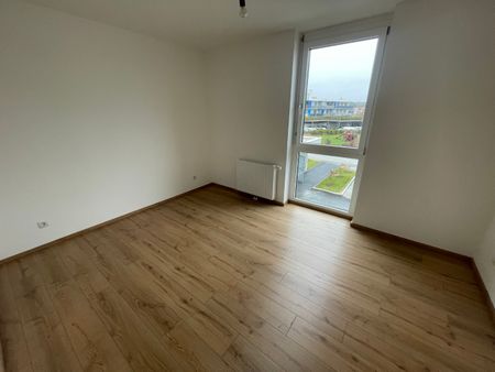 ERSTBEZUG - Moderne 3-Zimmer-Wohnung in ruhiger Lage mit Balkon - Photo 2