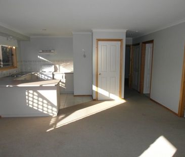 1A Clunie Close LINDISFARNE - Photo 3