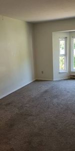 Top Floor - Large 2 Bedroom - Available Now - Photo 4