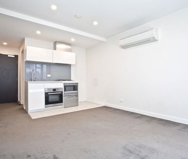 Level B, 402/2 Dennis Street, Footscray, VIC 3011 - Photo 5