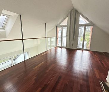 helle und geräumige 3.5 Zimmer Maisonettewohnung zu vermieten - Photo 1