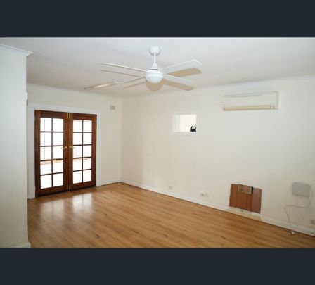8 Holme Street, Para Hills, SA 5096 - Photo 1