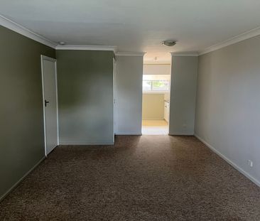 Freshly Painted 2-Bedroom Unit in a Quiet, Quality Neighbourhood - Photo 6