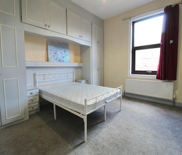 2 Bedroom Terraced To Let - Photo 5