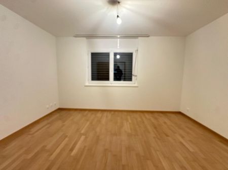 Grand 4.5 pièces situé au 3ème étage à Yverdon-les-Bains - Photo 2