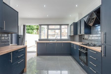 Room in a Shared House, Wanlip Road, E13 - Photo 3