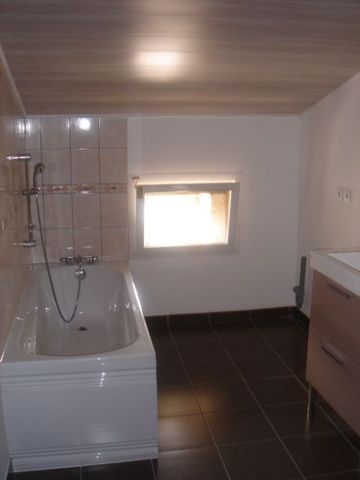 Location Appartement 3 pièces 71m² TARTAS 40400 - Photo 5