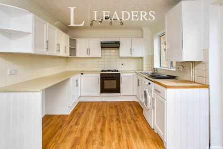 3 bedroom detached house to rent - Photo 5