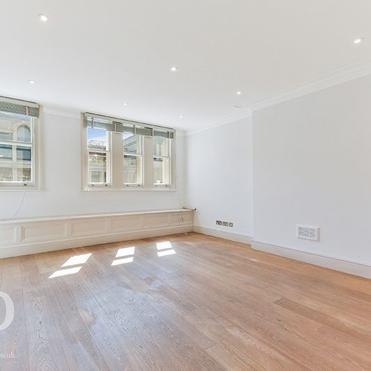 2 Bedroom Apartment, Long Acre, Covent Garden, London - Photo 1