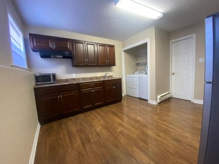 515 Nine Mile Drive – 1 BED 1 BATH BEDFORD APARTMENT ALL UTILITIES INCLUDED W/ PARKING AND LAUNDRY - Photo 3