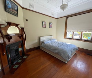 Burwood - Photo 1