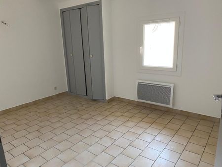 Location Appartement 4 pièces 74m² AUBENAS 07200 - Photo 4