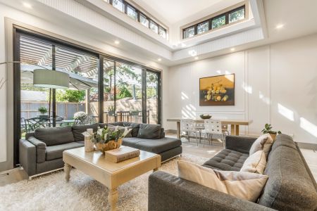 For Lease - 118 Martin Grove Road, Toronto, Ontario - Photo 4