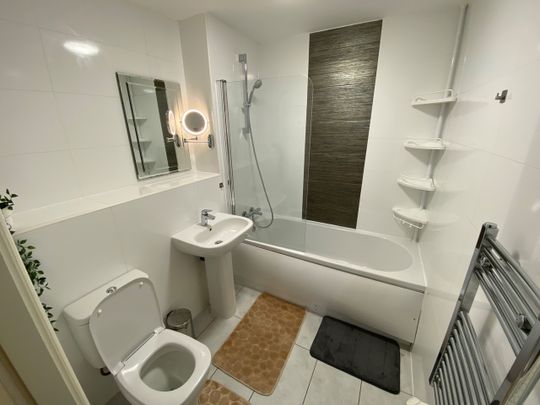 1 Bed Flat, Queens House, S1 - Photo 1