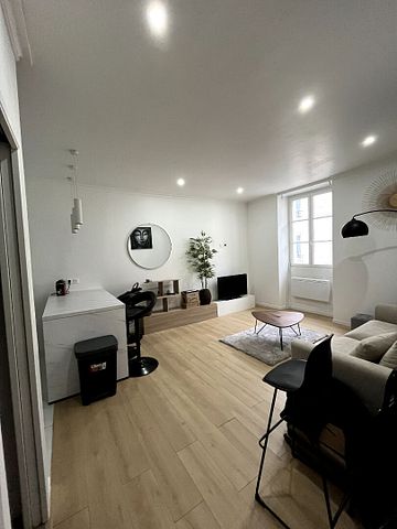 Apartment - Photo 2