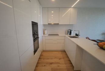 Apartamento T1 - mobilado e equipado - numa das zonas mais privilegiadas da cidade de Aveiro