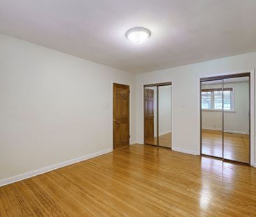 For Lease - 36 Dewlane Drive, Toronto, Ontario - Photo 6