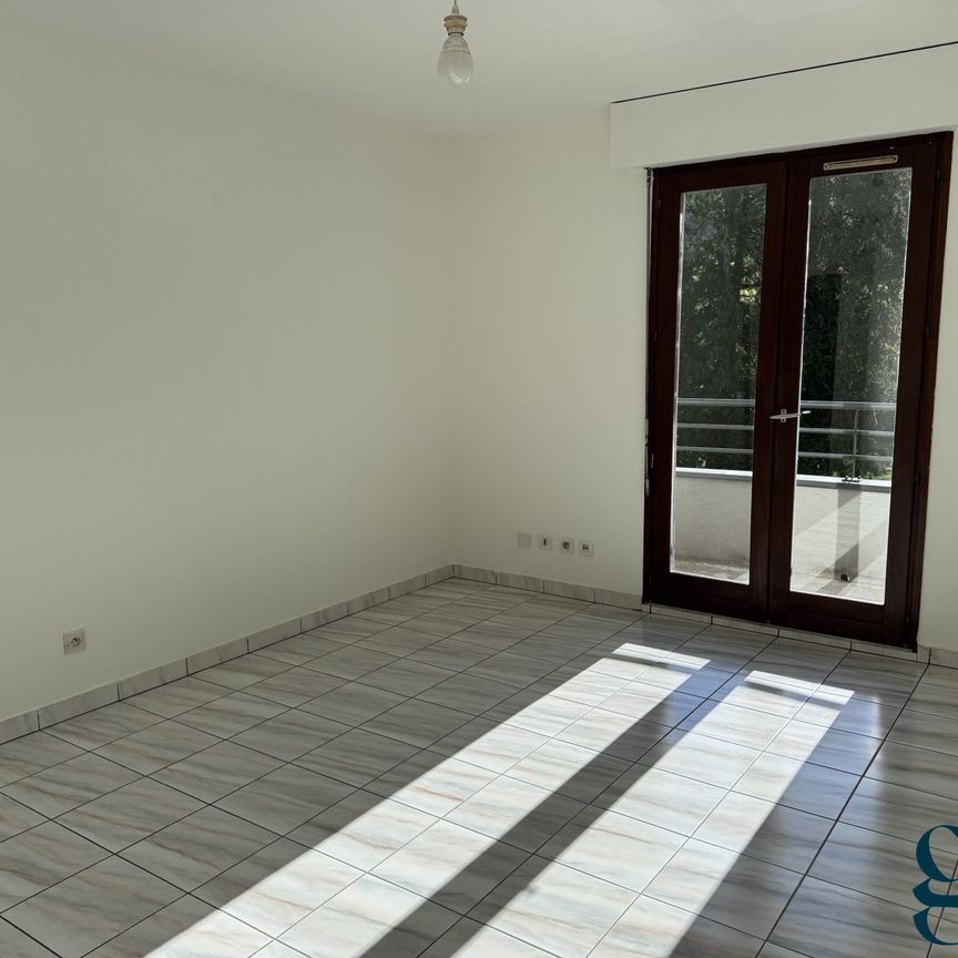 Location Appartement 2 pièces 45m² ST MARTIN D URIAGE 38410 - Photo 1