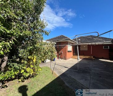 1 Margaret Crescent, Dandenong - Photo 6