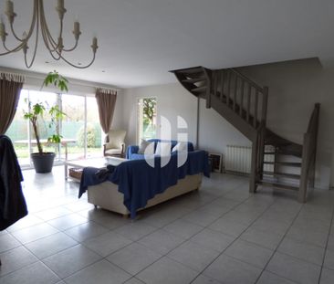 Location Maison 6 pièces 203m² GRADIGNAN 33170 - Photo 2