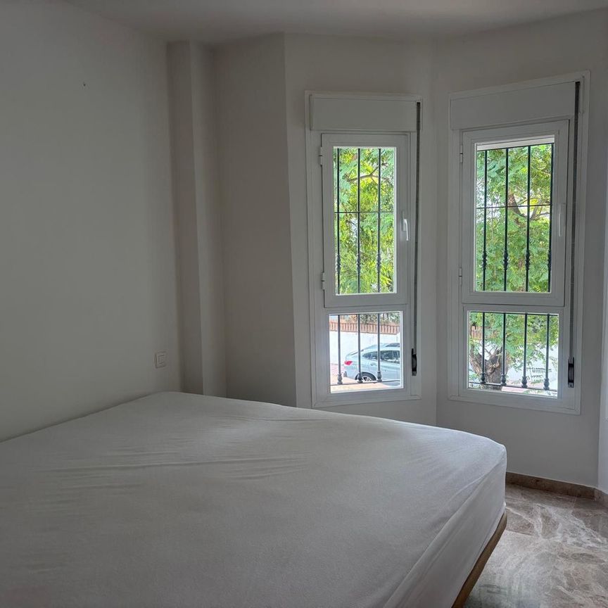 Middle Floor Apartment in Nueva Andalucía - Foto 1