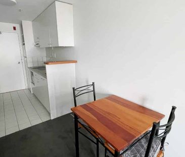 Newly renovated studio apartment by Auckland Uni - Photo 3