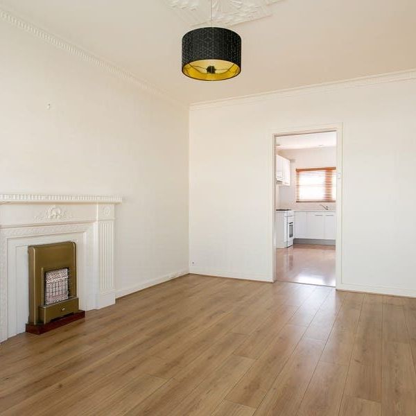 Nice unit in Toorak Gardens - Photo 1