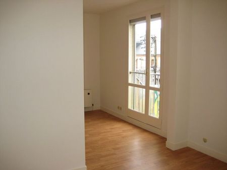 Location Appartement 1 pièce 26m² ORLEANS 45100 - Photo 5